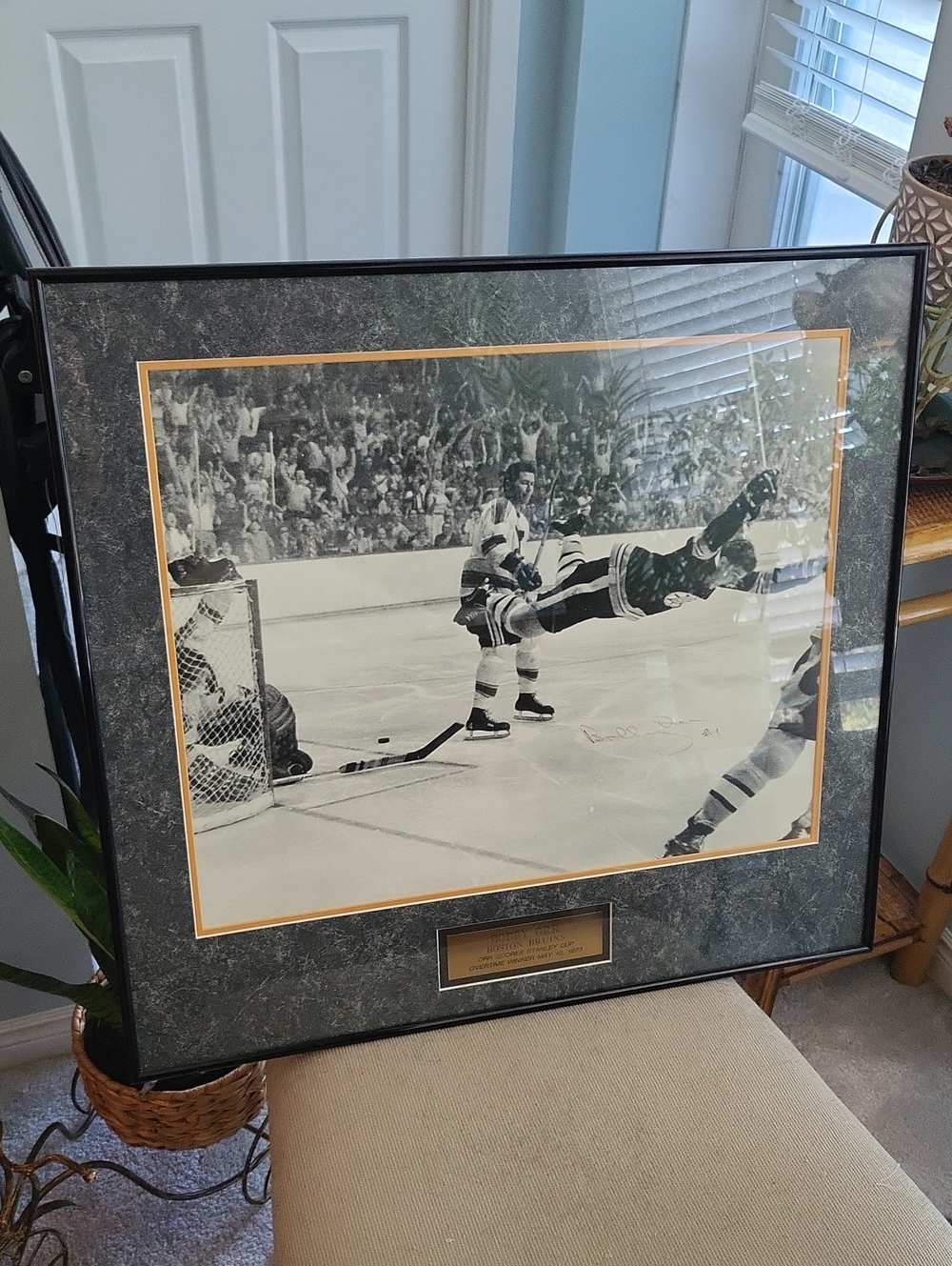 Bobby Orr Flying Goal - Picture 8 of 8